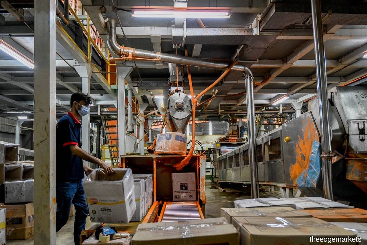 Malaysia's October IPI up 4.6%, supported by mining, manufacturing